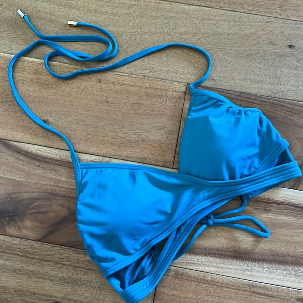 Vince Camuto Swim Top
